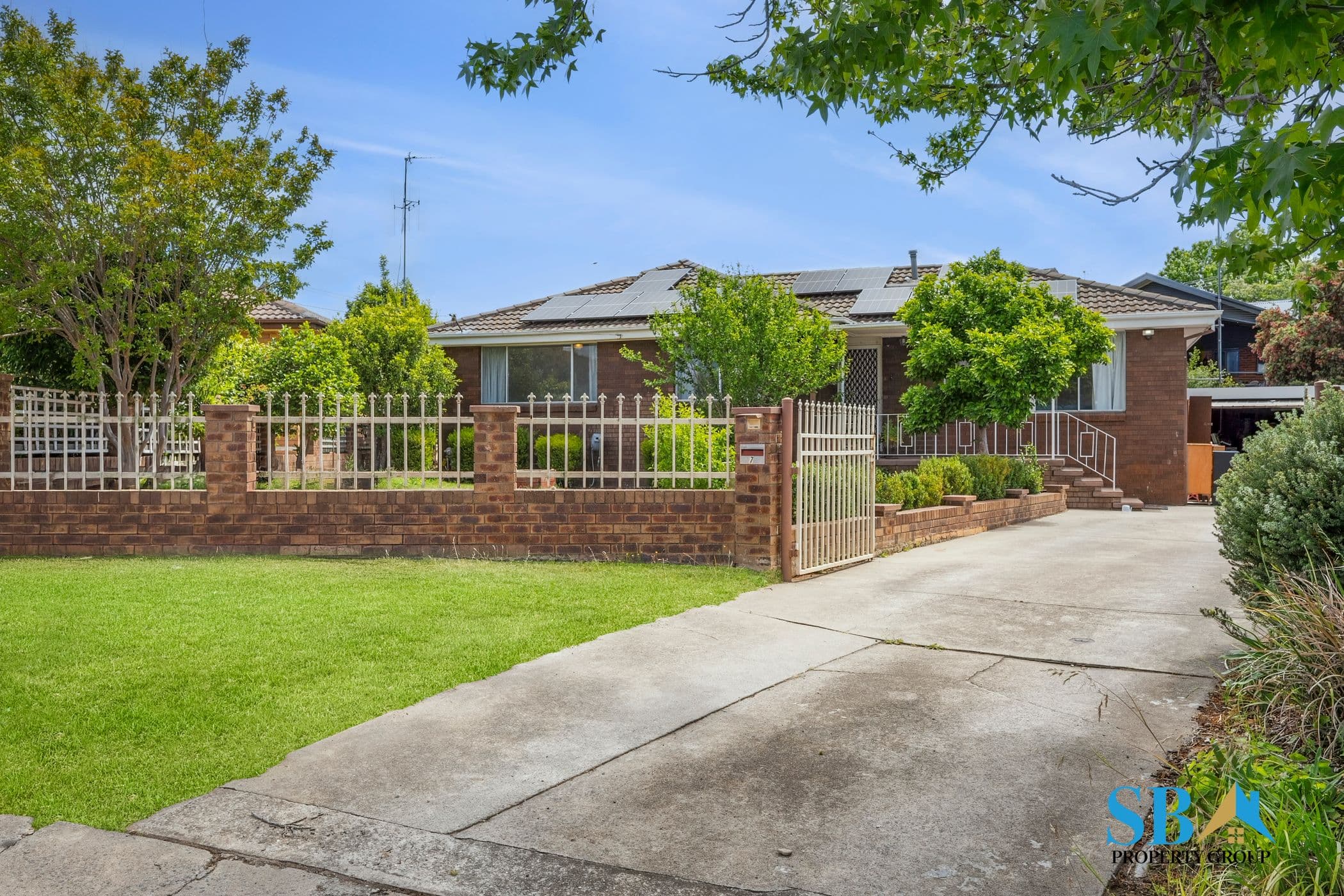 7 Linaria Place, CRESTWOOD NSW 2620