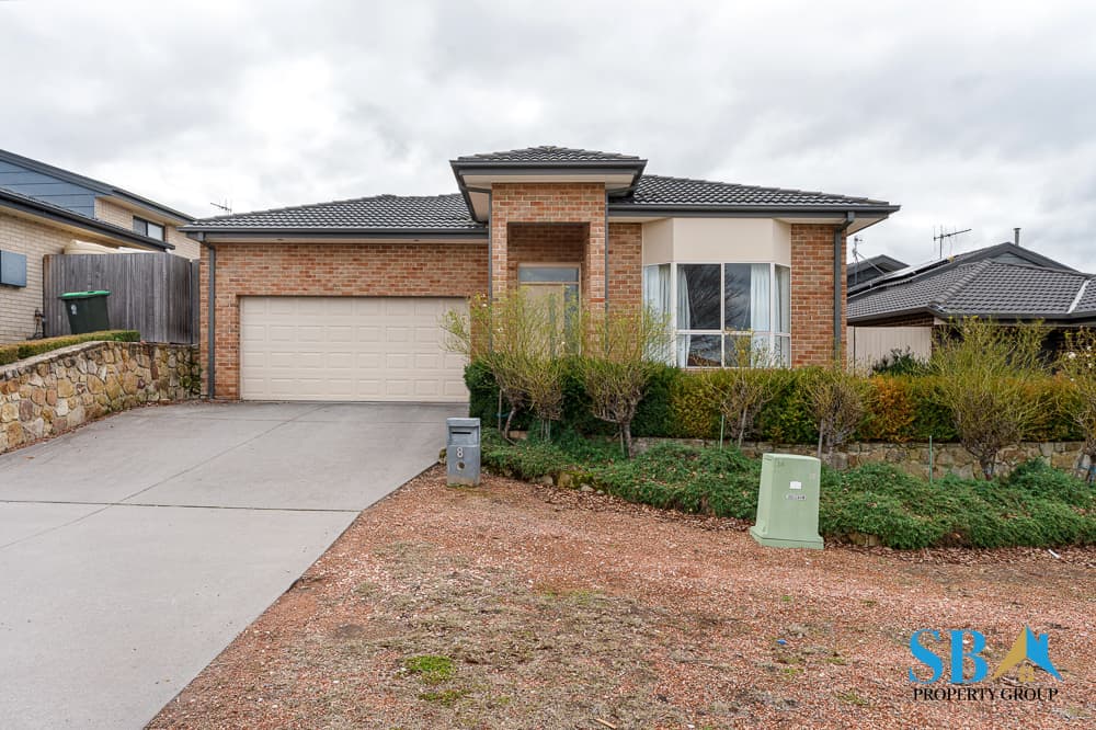 8 Powley Street, CASEY ACT 2913