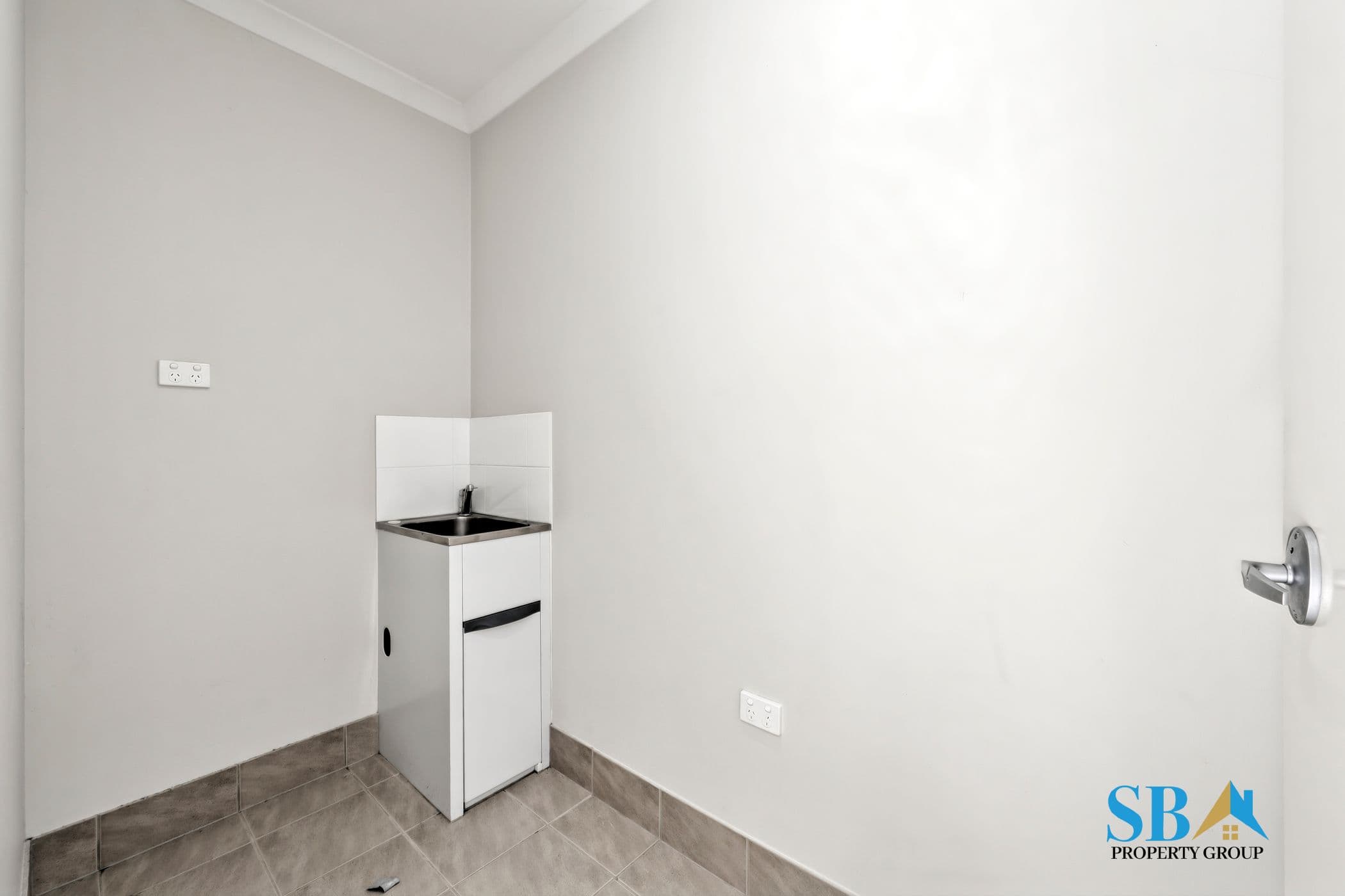 27 Spratt Court, CASEY ACT 2913 - Image 9