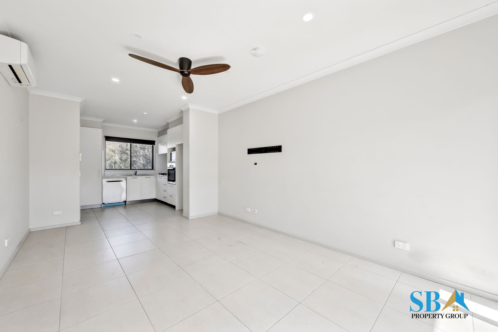 27 Spratt Court, CASEY ACT 2913 - Image 2