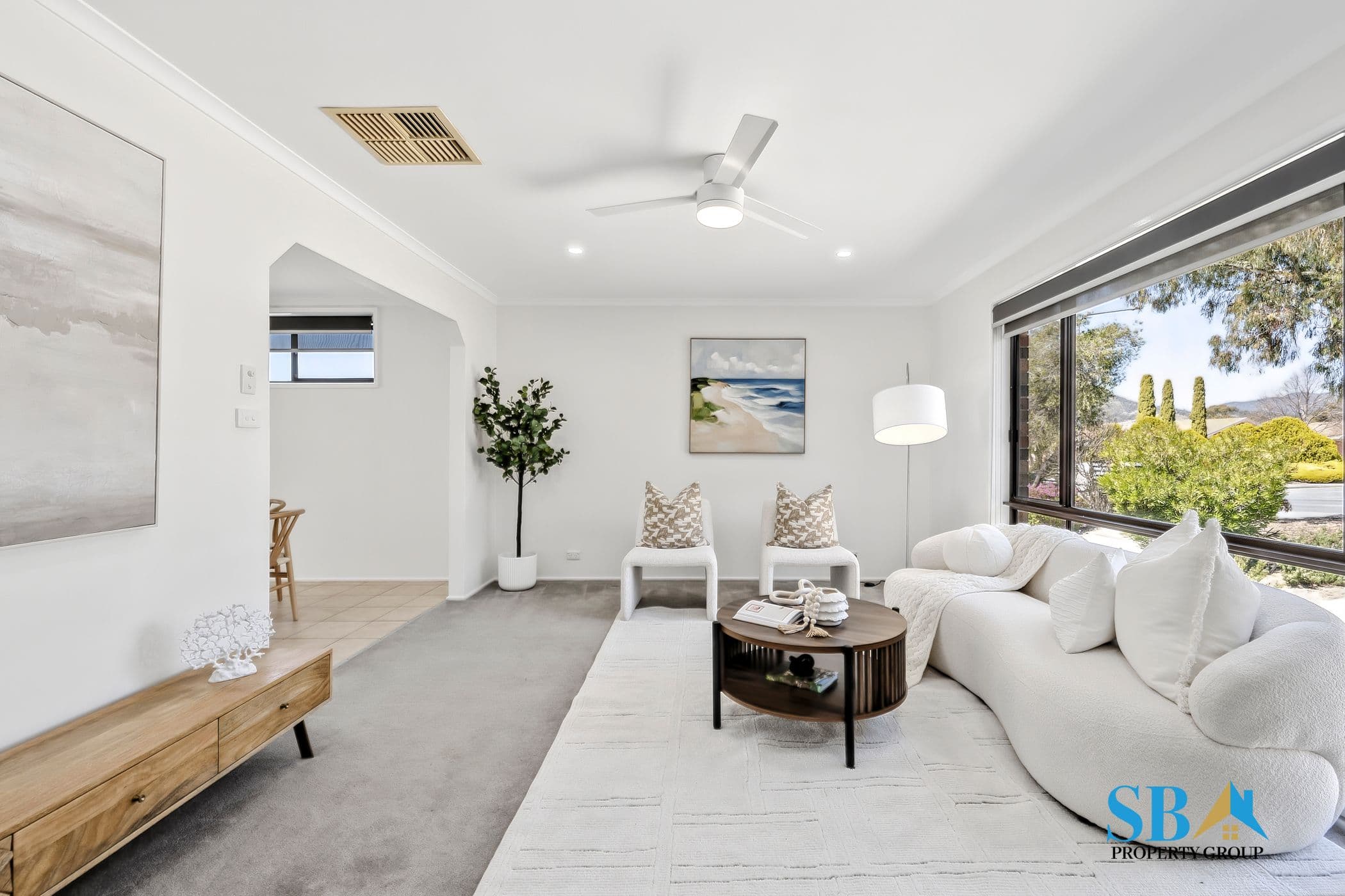24 Hurtle Avenue, BONYTHON ACT 2905 - Image 2