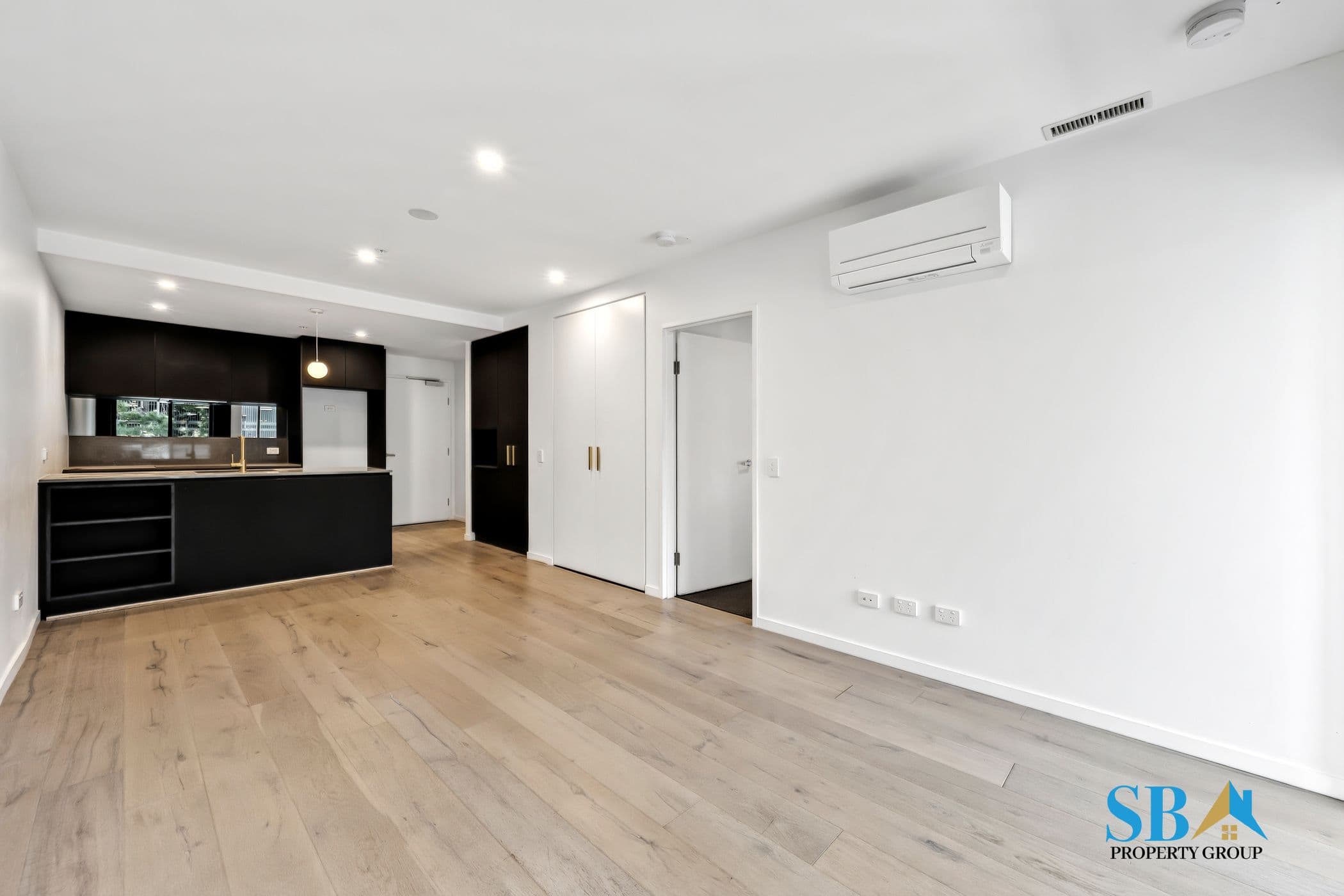 223/81 Cooyong Street, REID ACT 2612 - Image 2