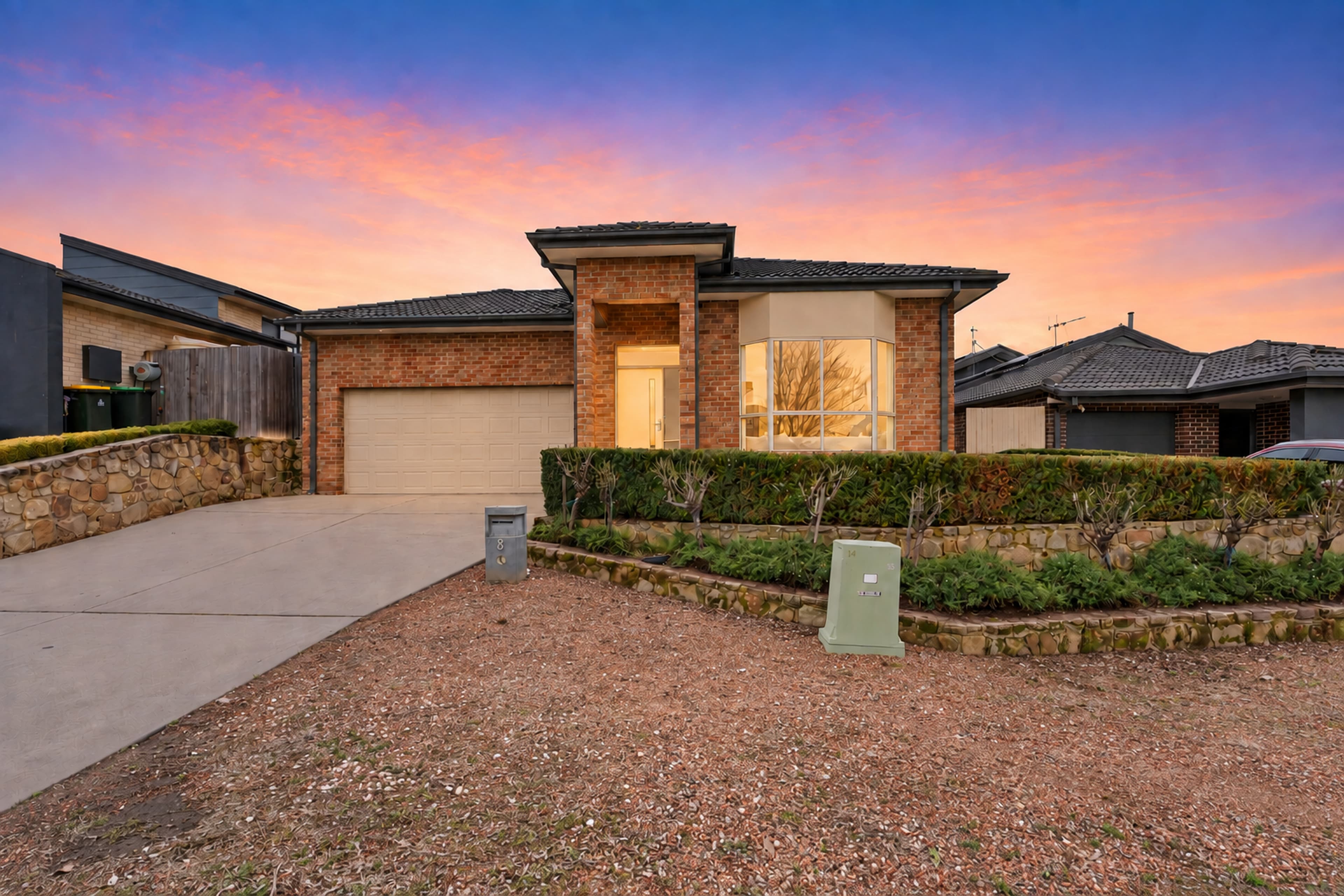8 Powley Street, CASEY ACT 2913