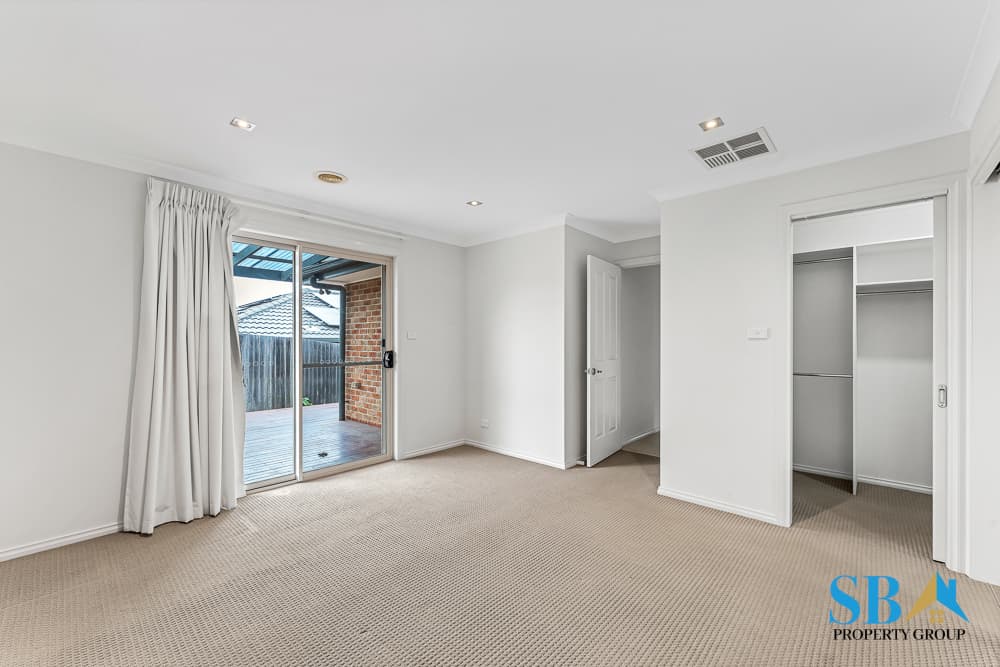 8 Powley Street, CASEY ACT 2913 - Image 12