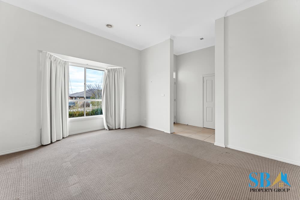 8 Powley Street, CASEY ACT 2913 - Image 2