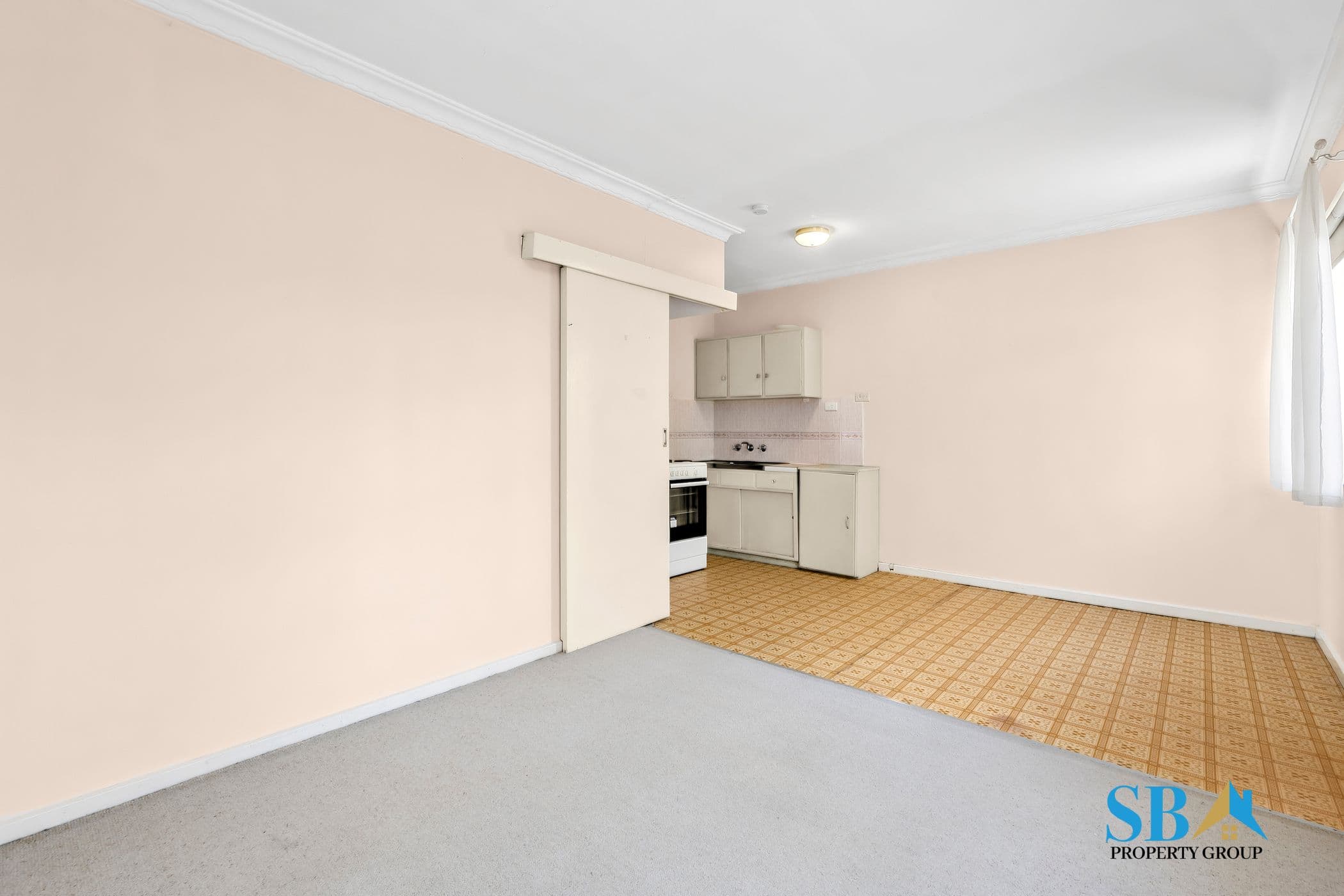 106 Uriarra Road, CRESTWOOD NSW 2620 - Image 2